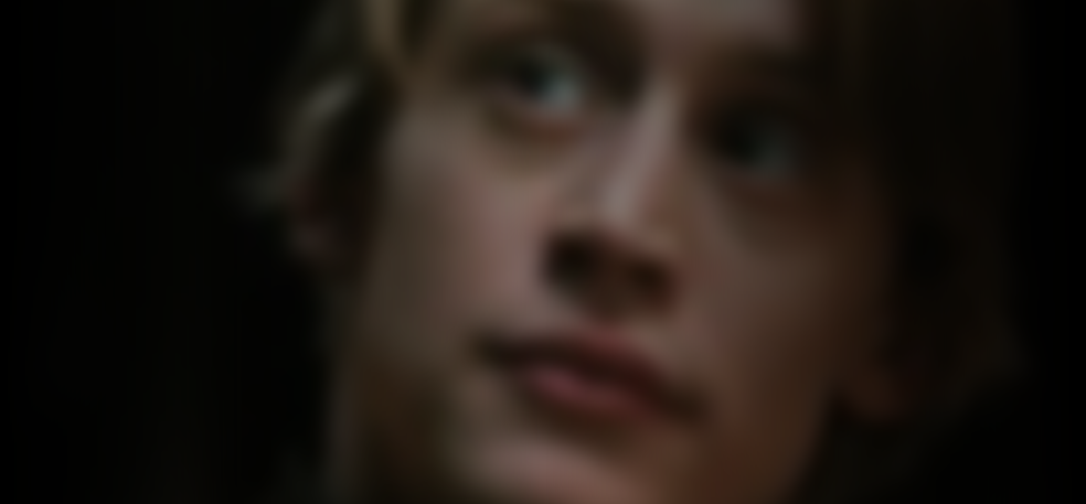 Naked macaulay culkin TBT: Mila