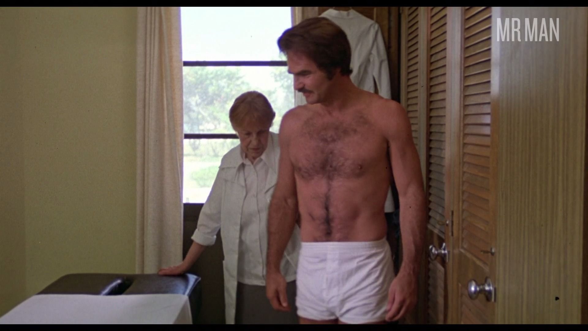 Sexy Nude Burt Reynolds Pics & Movie Scenes at Mr. Man