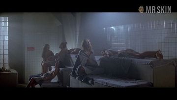 Elizabeth perkins nude photos