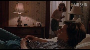 TheSquidandtheWhale-Feiffer-HD-01-large-3.jpg?quality=80&width=360&s=113dbdc3de86dd2d6b026b22ab51ad994a10a076684774e177ba58523a944732