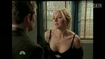 Sarah Chalke Tits Scrubs Naked 001 « Celebrity Fakes 4U