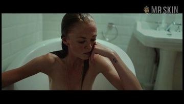 CurseOfTheWitchingTreeThe-Clarvis-HD-03-large-3.jpg?quality=80&width=360&s=eb9262d32765e0a74311073bb727747a999f83545bd9046e357444279b593680