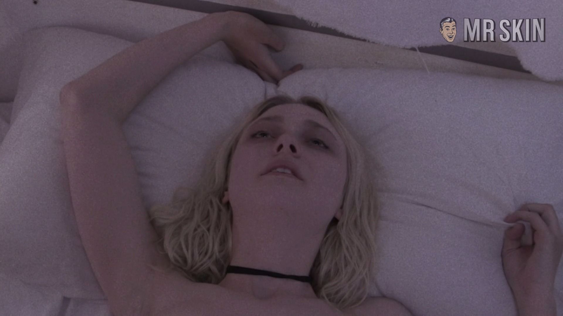 Dakota Fanning Nude Find Out At Mr Skin